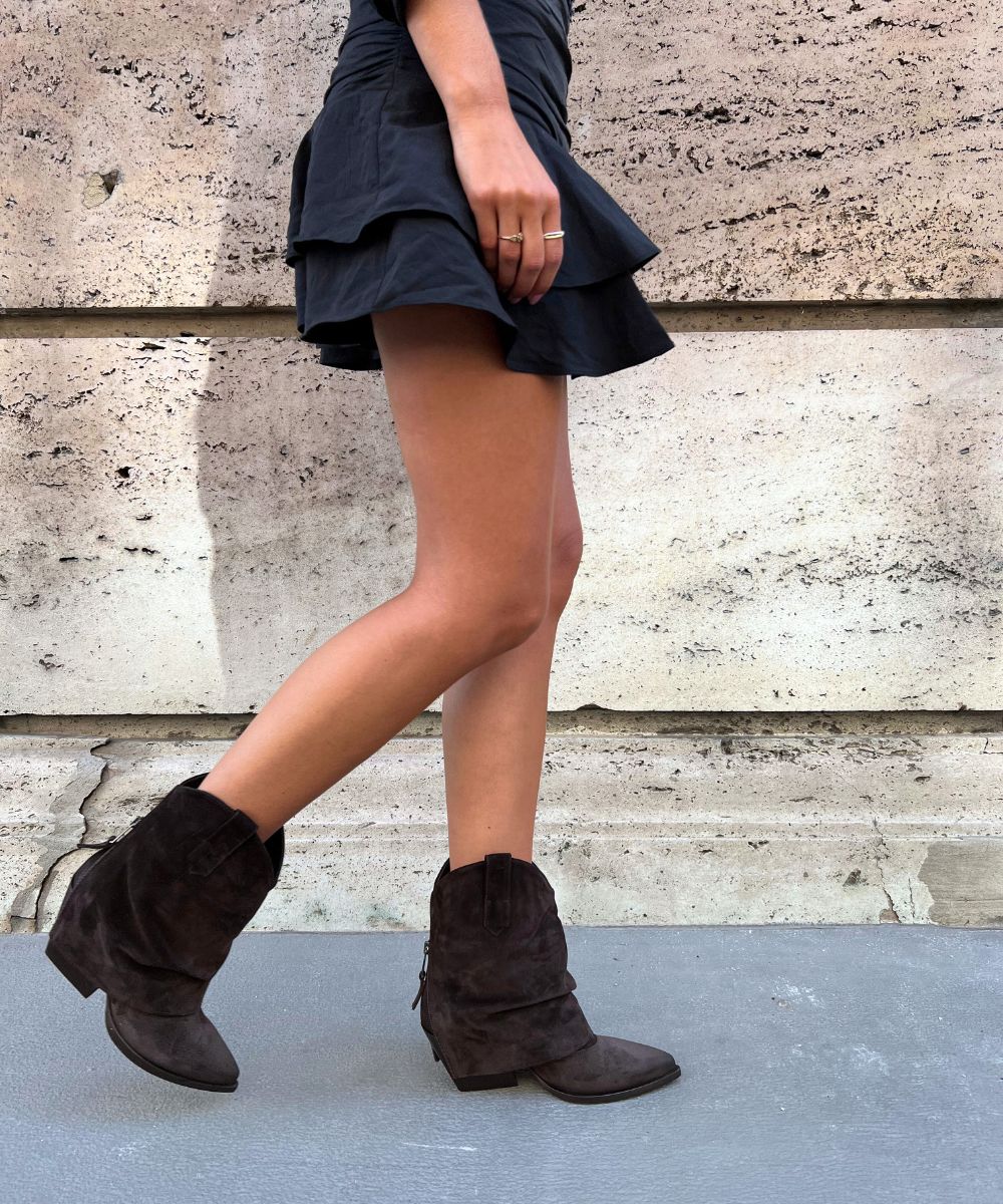 Zorro 60 boots, dark brown suede