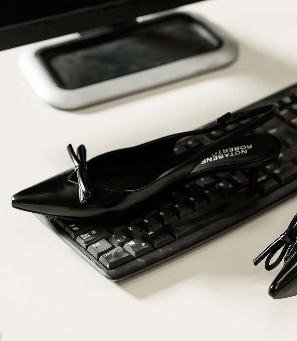 Bea 50 slingback stiletter, sort læder