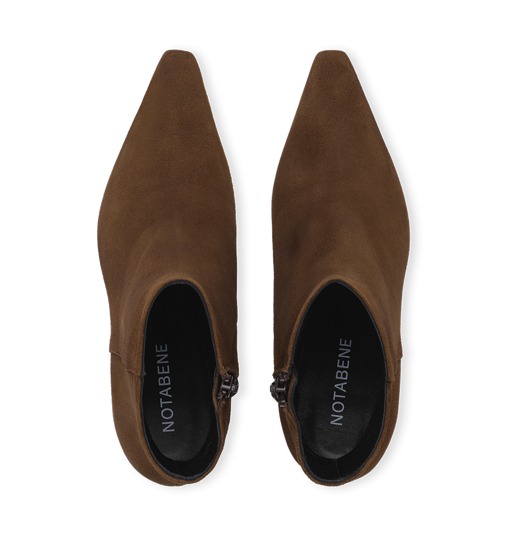 Emmya 70 boots, chestnut suede