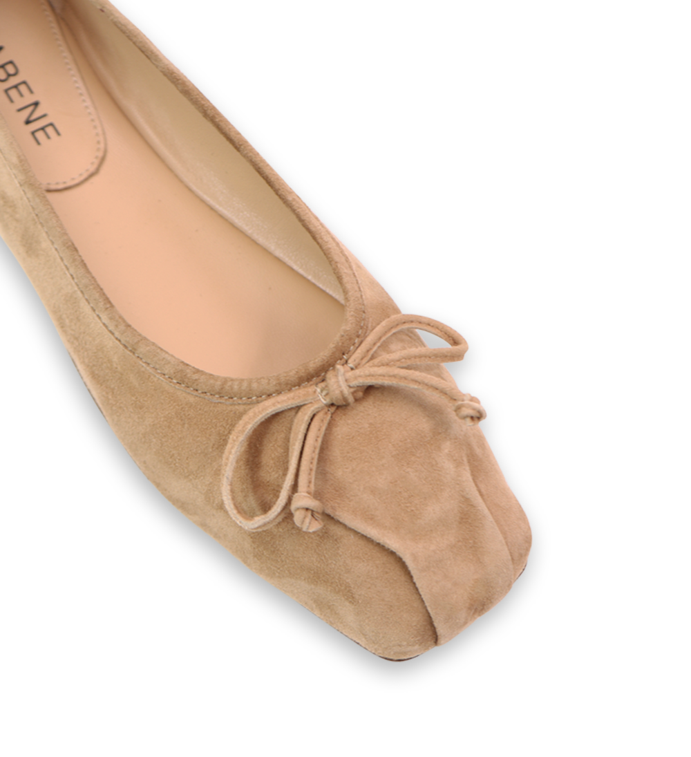 Serena ballerina, camel ruskind