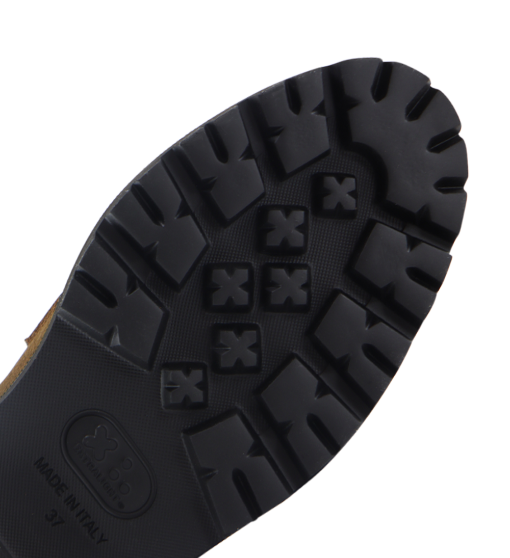 Tereza loafers, camel suede