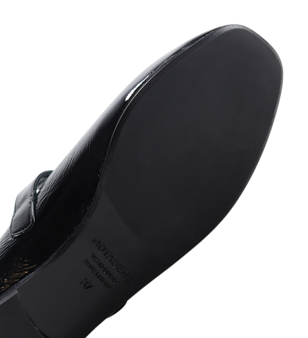 Bertha ballerinaer, sort lak