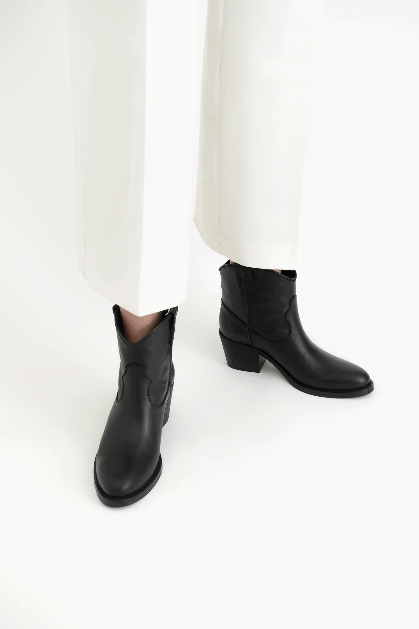 Anna 50 støvler, sort læder