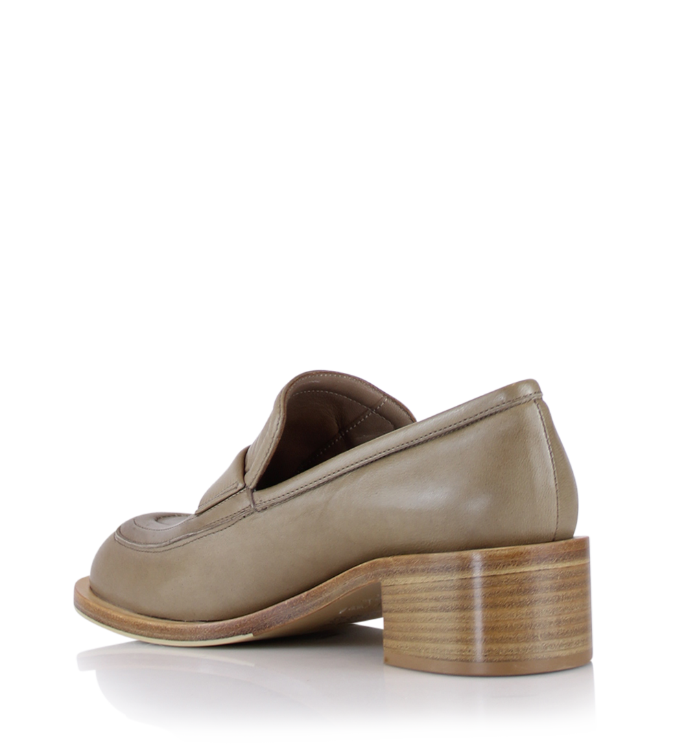 Vera loafers, nude læder