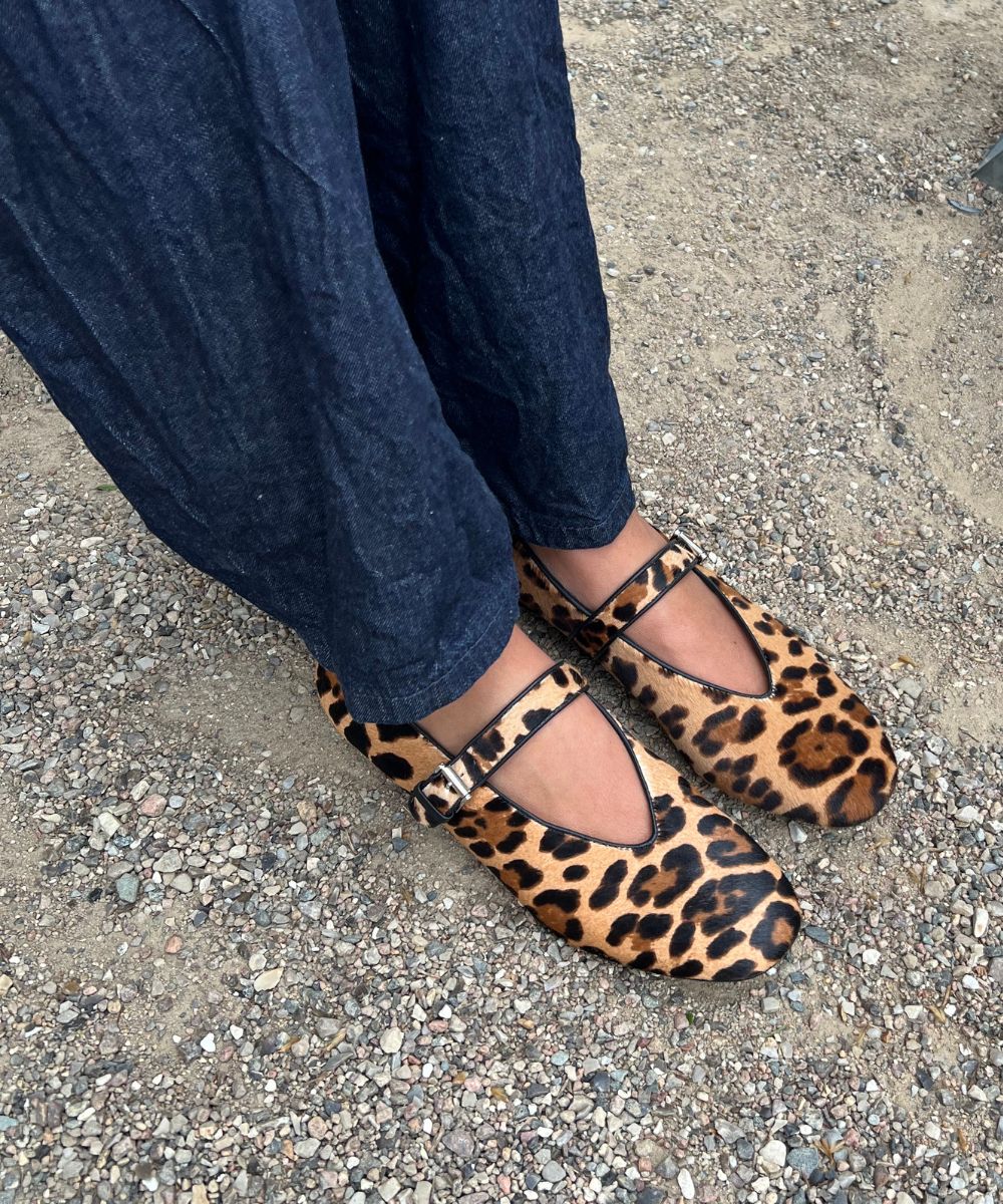 Belle ballerina, leopard