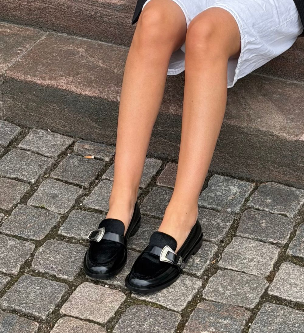 Corinna loafers, sort ko pels