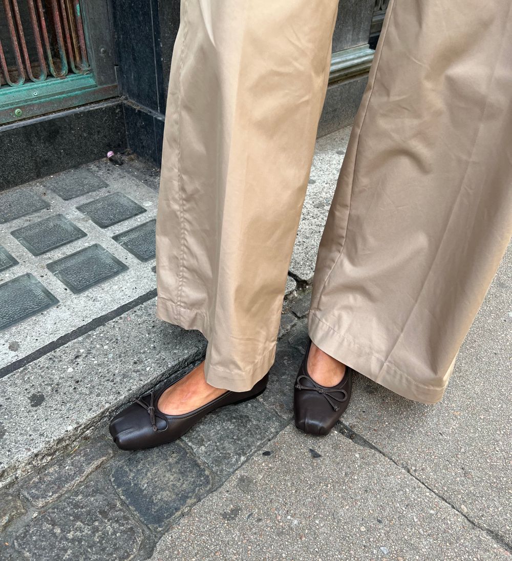 Serena ballerina, dark brown leather