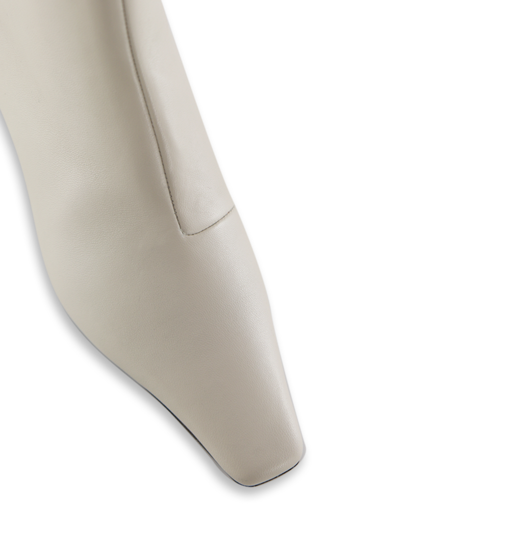 Elly 35 boots, off-white leather