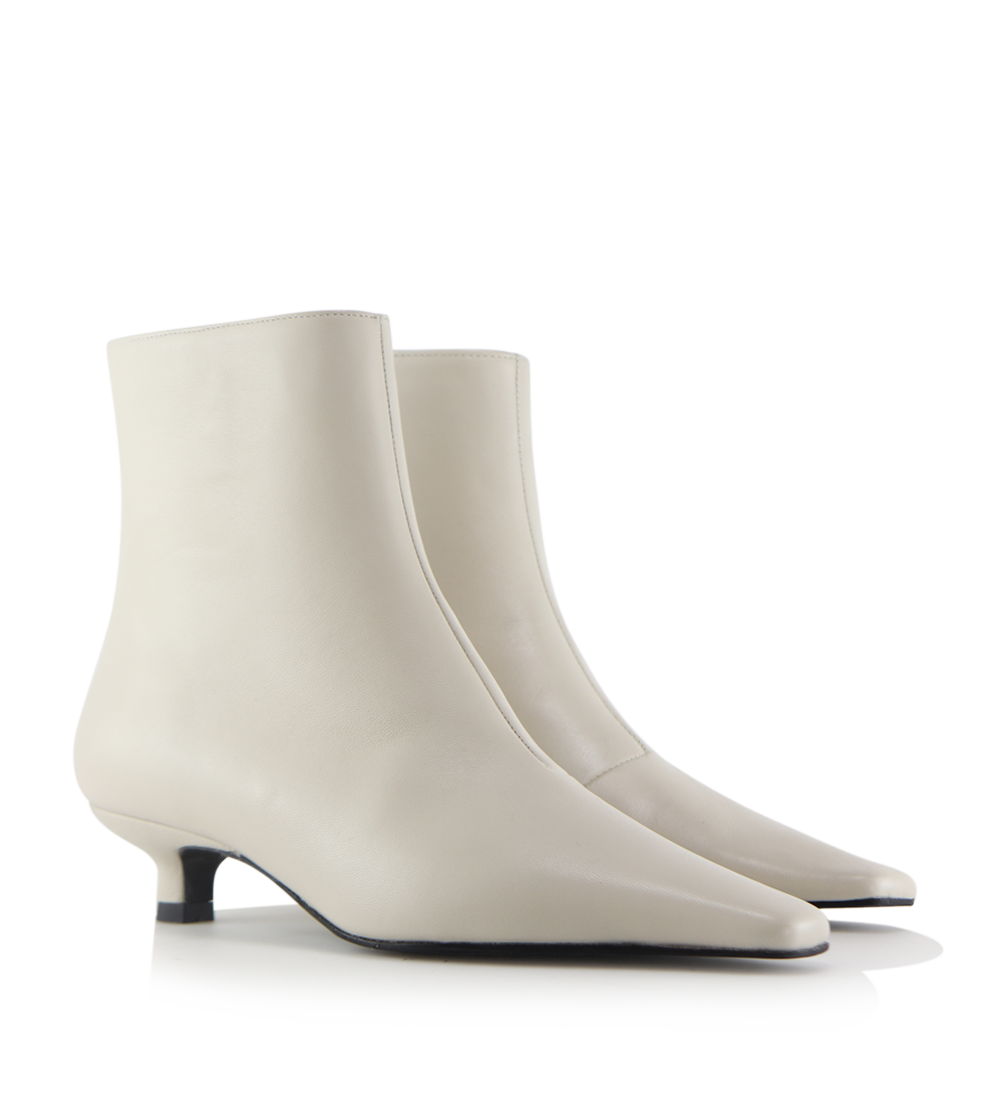Elly 35 boots, off-white leather