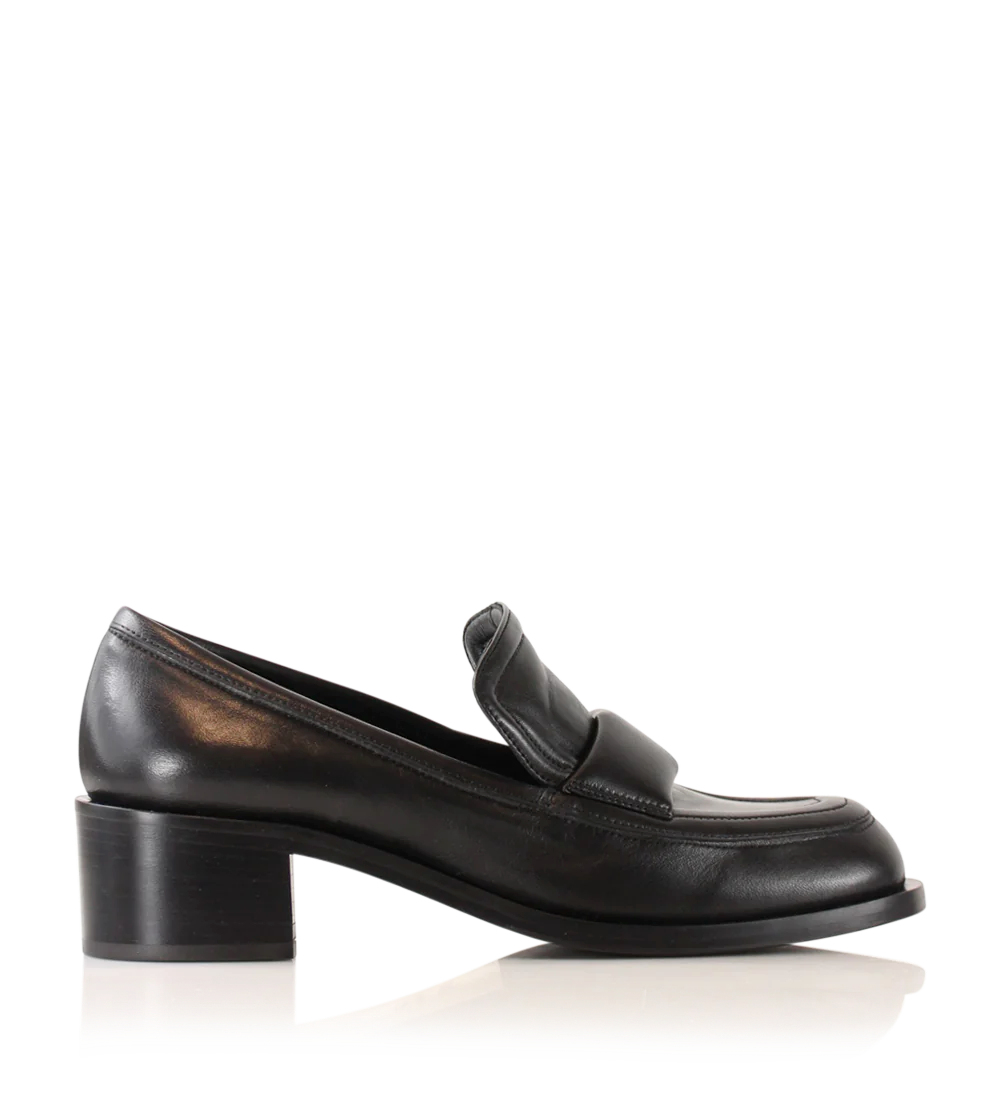 Vera loafers, black leather
